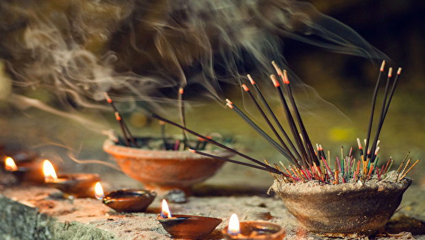 Is incense a yogi’s best friend or an enemy to health?